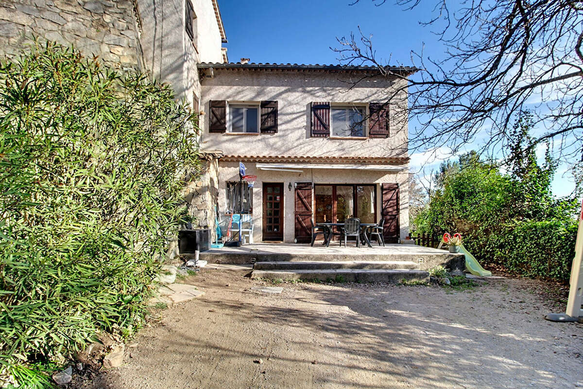 Maison à DRAGUIGNAN