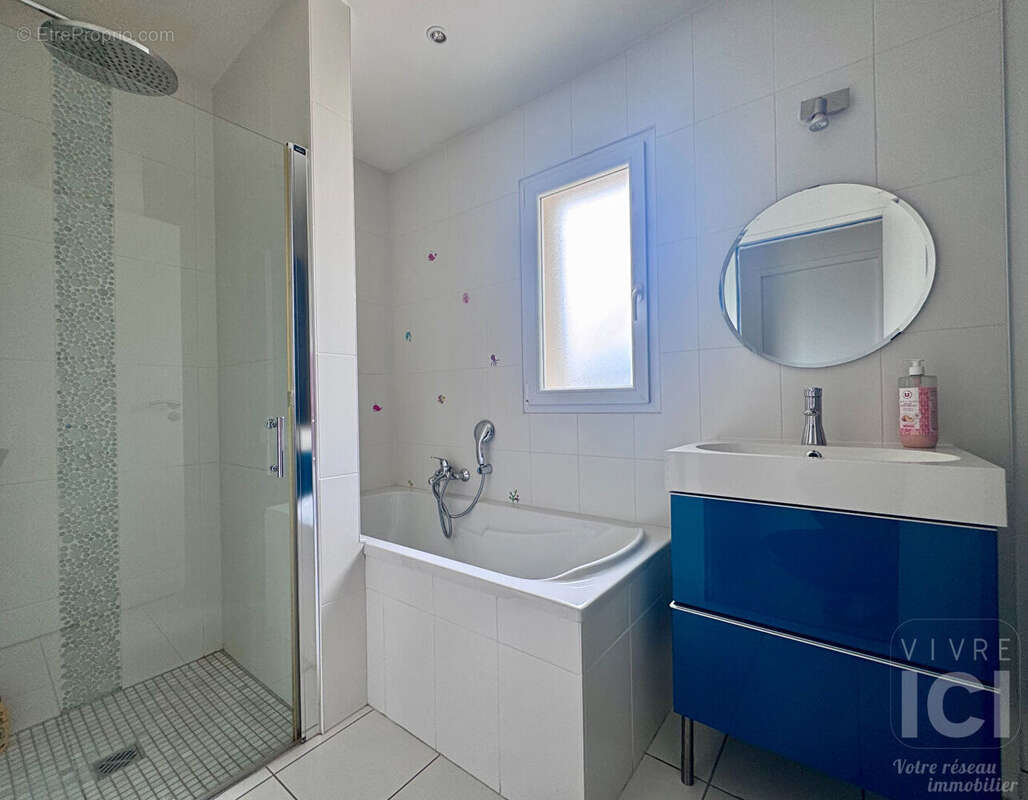 Maison - 3 chambres + 1 bureau - Bourg de Carquefou - 105m² - photo 9