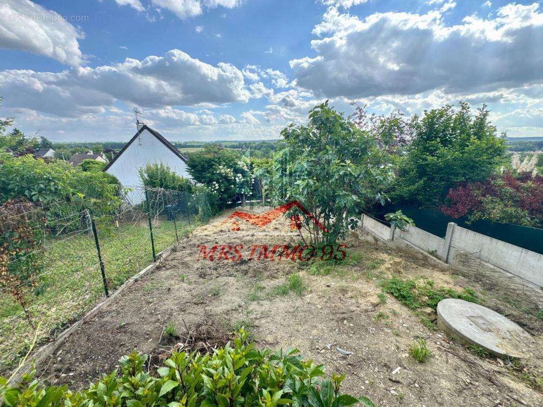 Maison à CHAUMONTEL