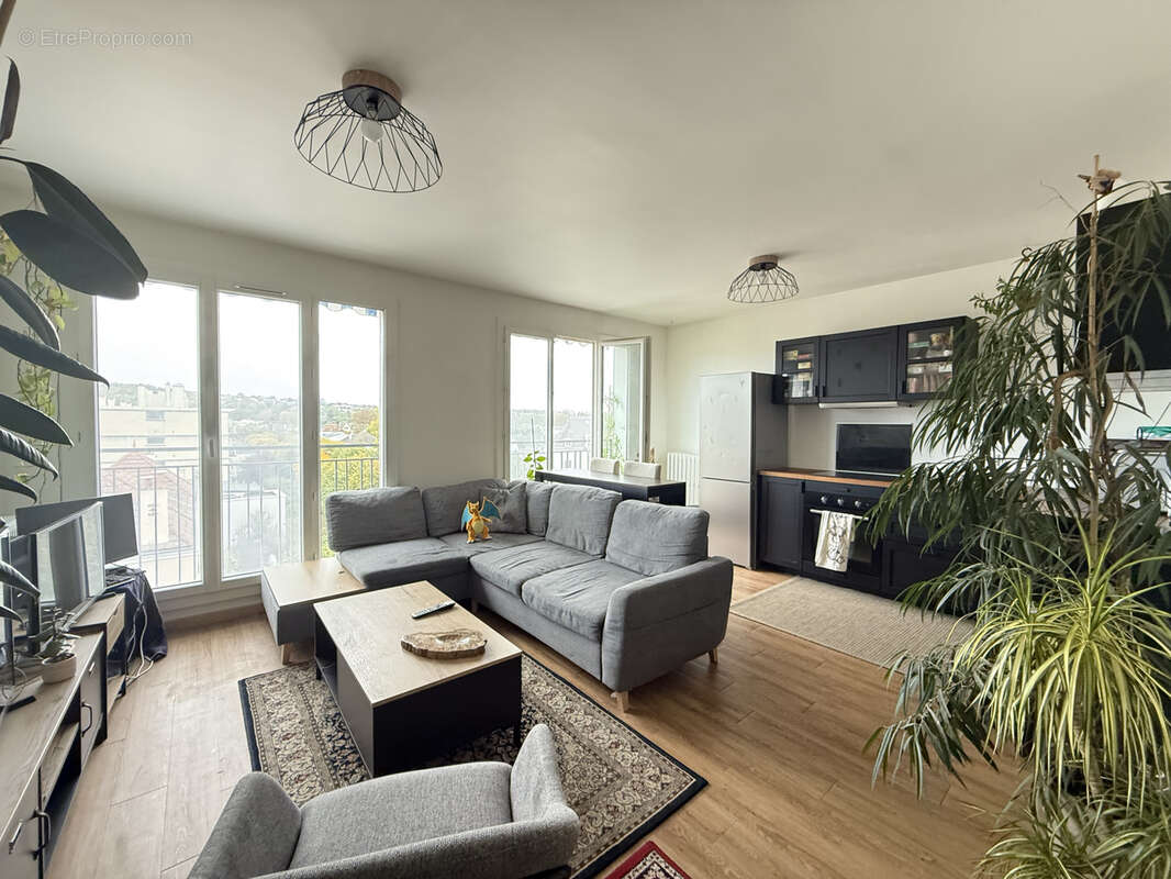 Appartement à SAINT-MAUR-DES-FOSSES