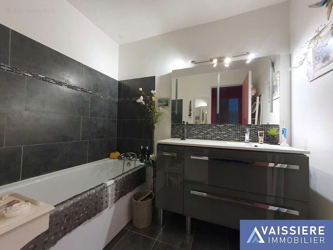 Maison à MONTIGNY-LE-BRETONNEUX