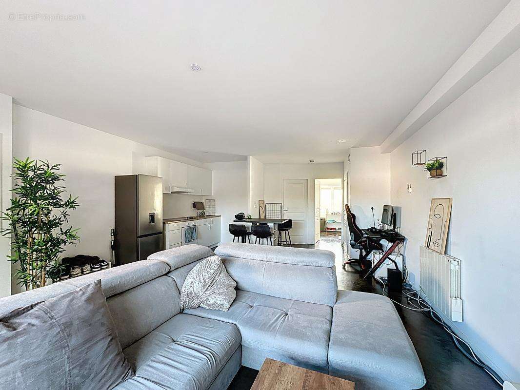 Appartement à SAINT-SYMPHORIEN-D&#039;OZON