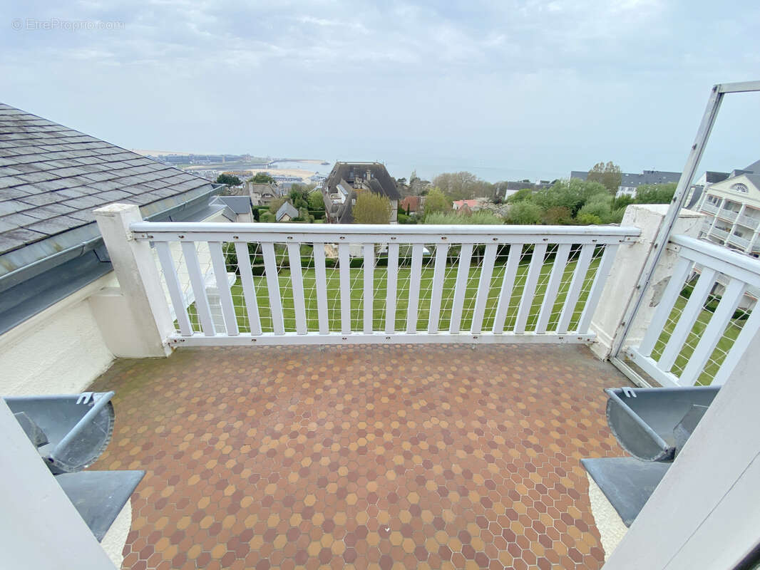 Appartement à TROUVILLE-SUR-MER