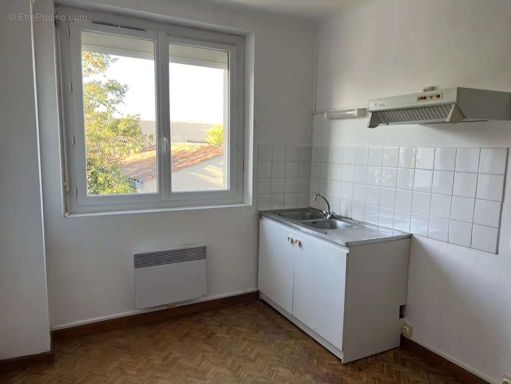 Appartement à LAVIT