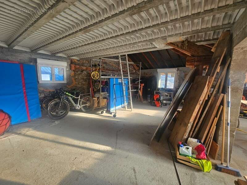 Maison à CHATEAUROUX-LES-ALPES