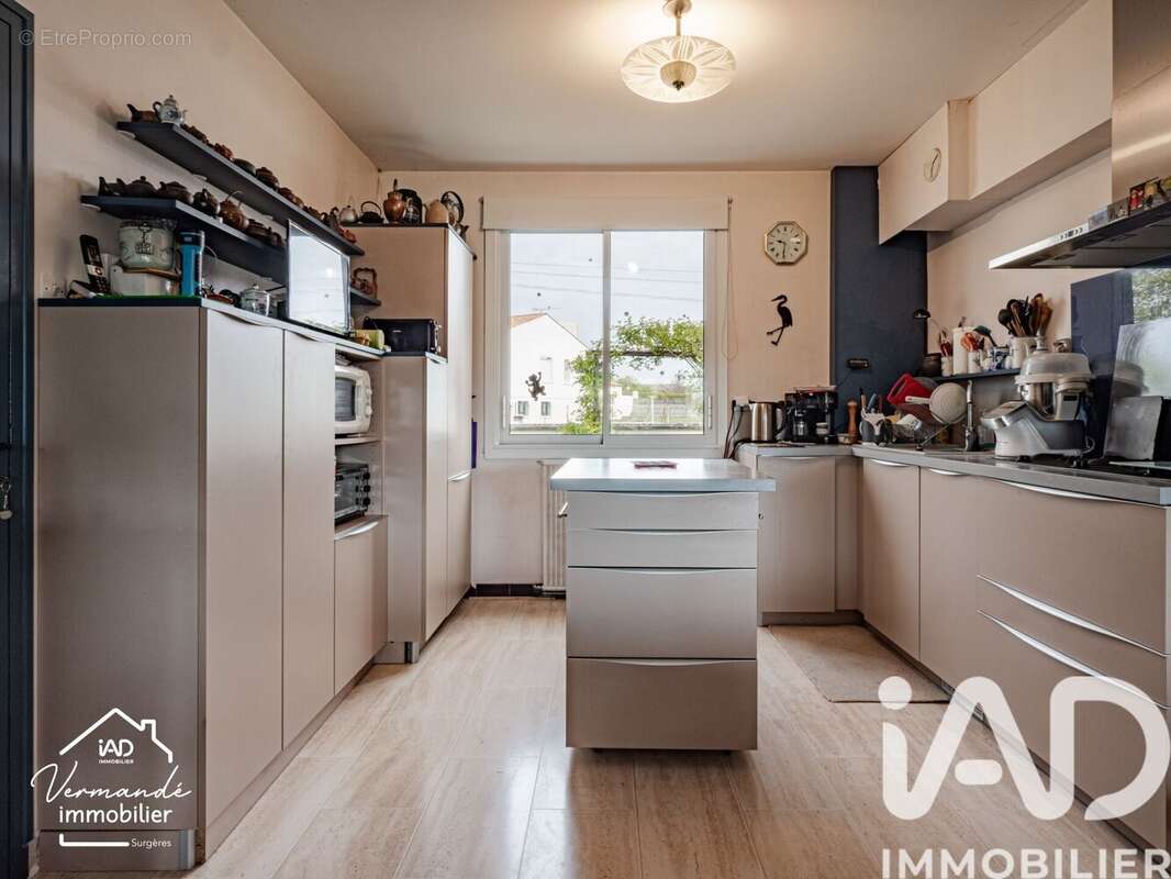 Photo 2 - Maison à SURGERES