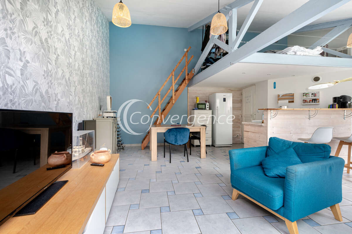 Maison de ville avec jardin, piscine, dépendance et garage - LIMOGES - photo 17