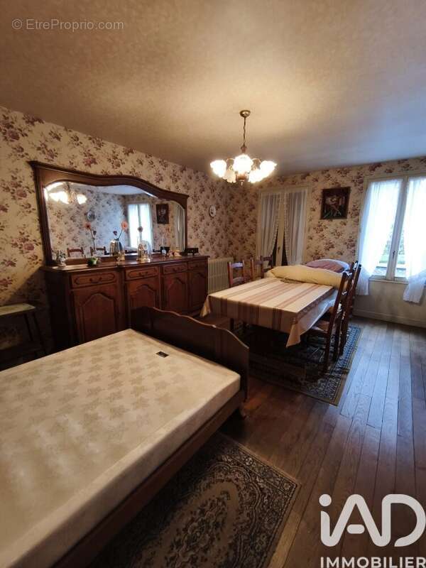 Photo 3 - Maison à BAYE