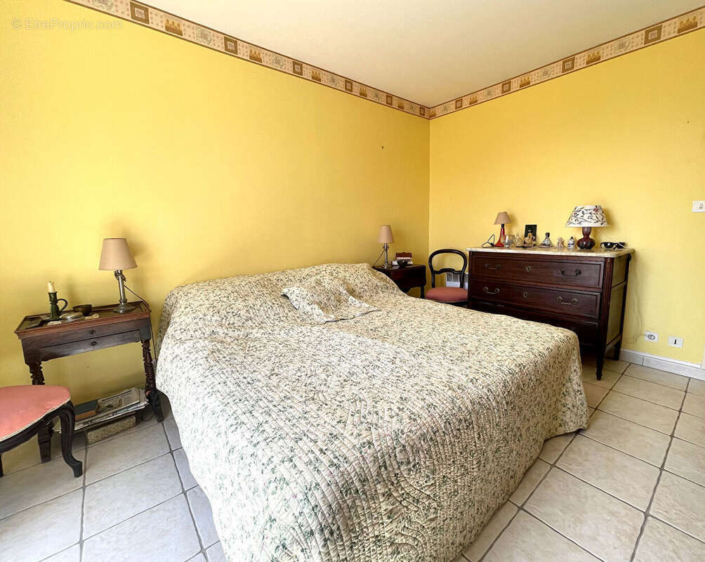 Maison à SAUSSET-LES-PINS