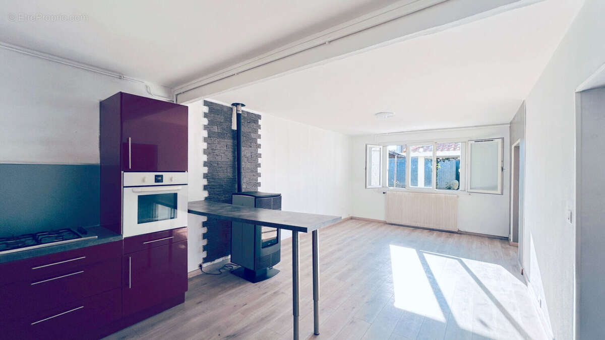 Maison à SAINT-SAVIN