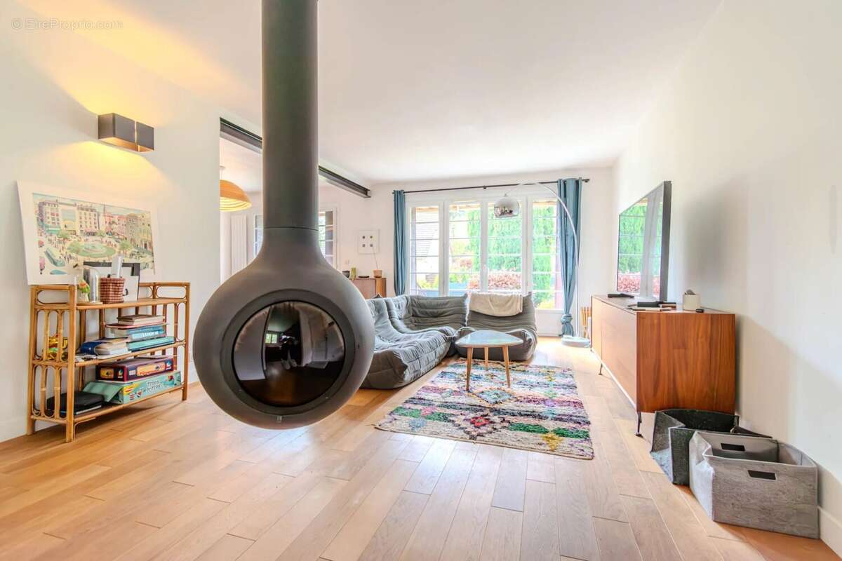 Maison à MONTMORENCY