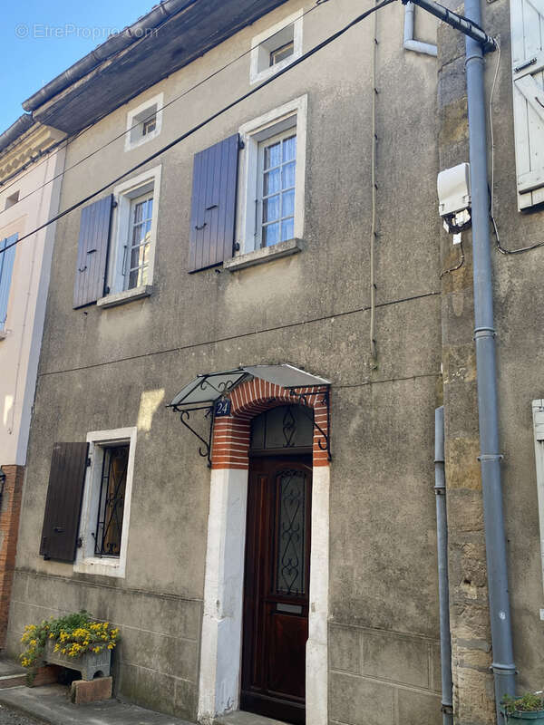 Maison à SAINT-JULIA