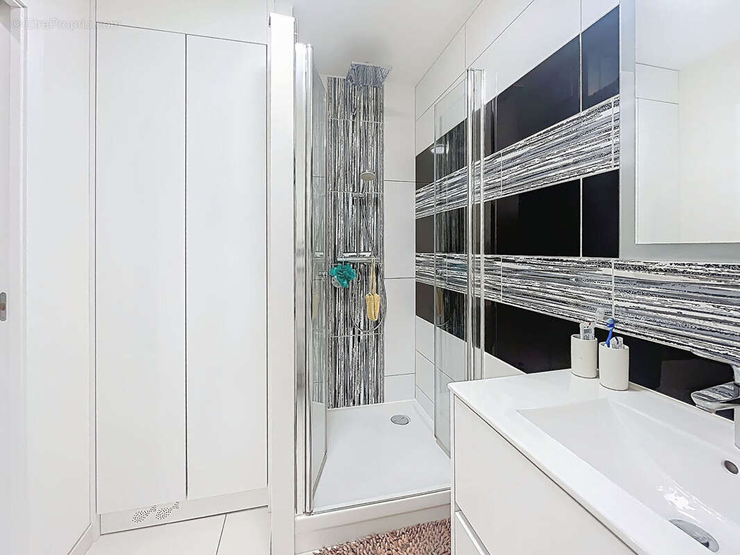 Appartement à CARBON-BLANC