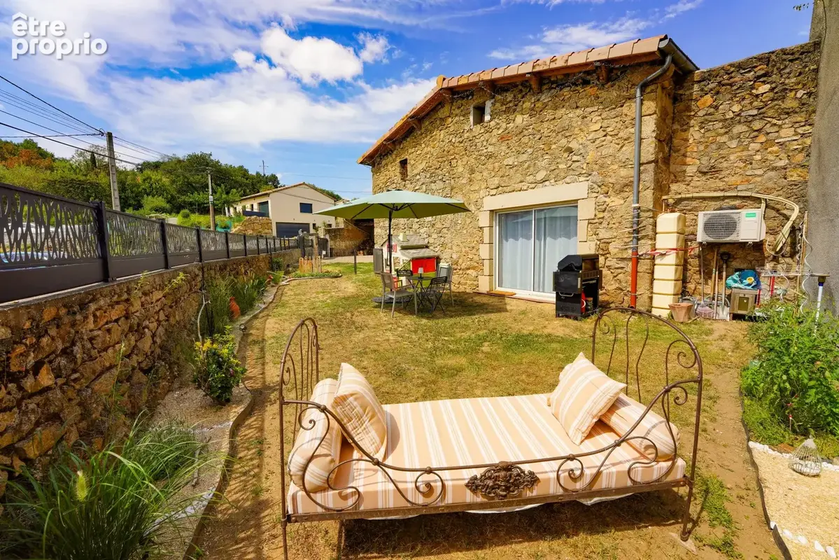 Maison 8 pièces 225 m² à vendre à Peaugres (07340) - photo 5