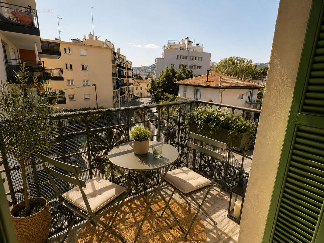 Appartement à NICE