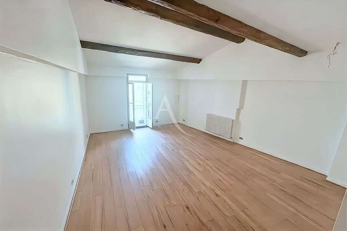 Appartement Sète 3 pièce(s)  duplex de124 m2 - photo 2