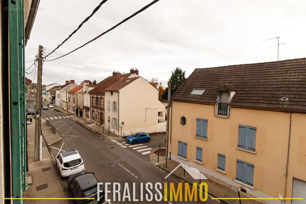 Appartement à VAUX-SUR-SEINE