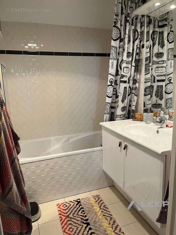 Appartement à RUEIL-MALMAISON