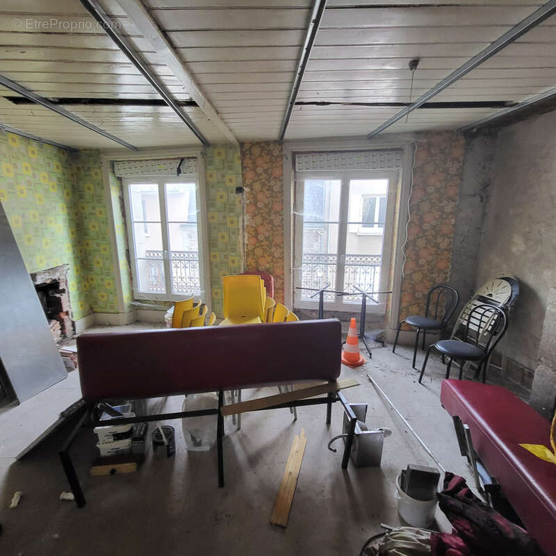 Appartement à RIOM-ES-MONTAGNES