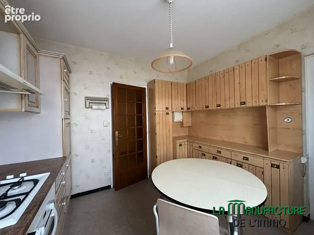Saint etienne bellevue - appartement t4  traversant et lumineux de 79,28m2 avec 2 chambres + cave - photo 13