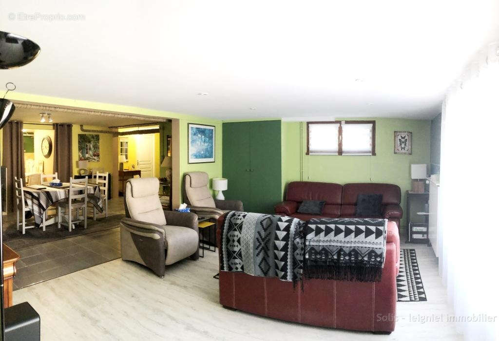 Maison à PONT-SUR-YONNE