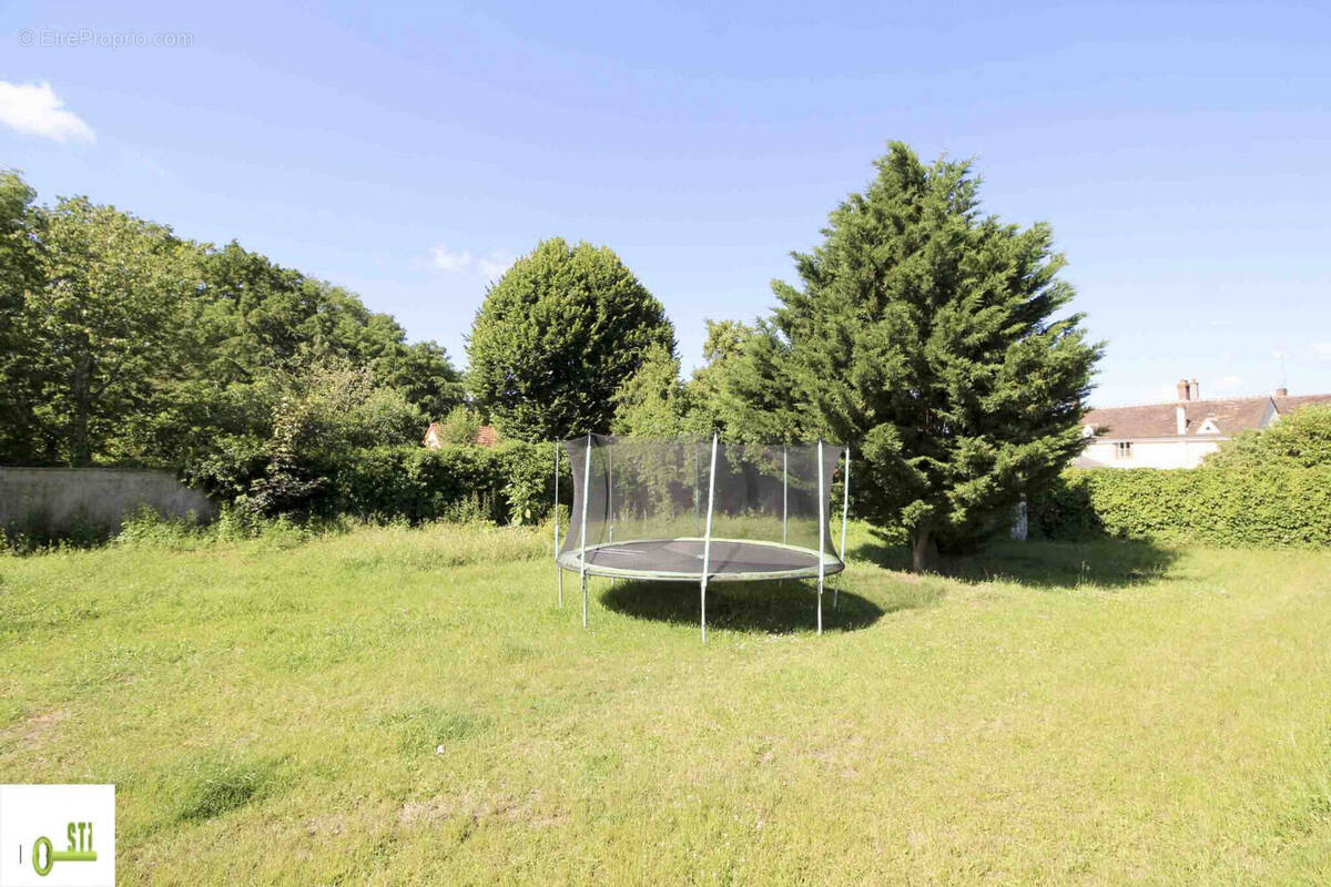 Photo 1 - Terrain à FERRIERES-EN-GATINAIS