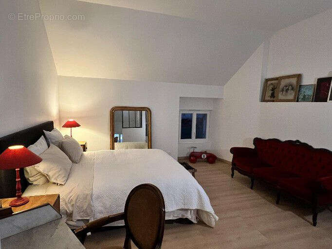 Maison à CHAMBEUGLE