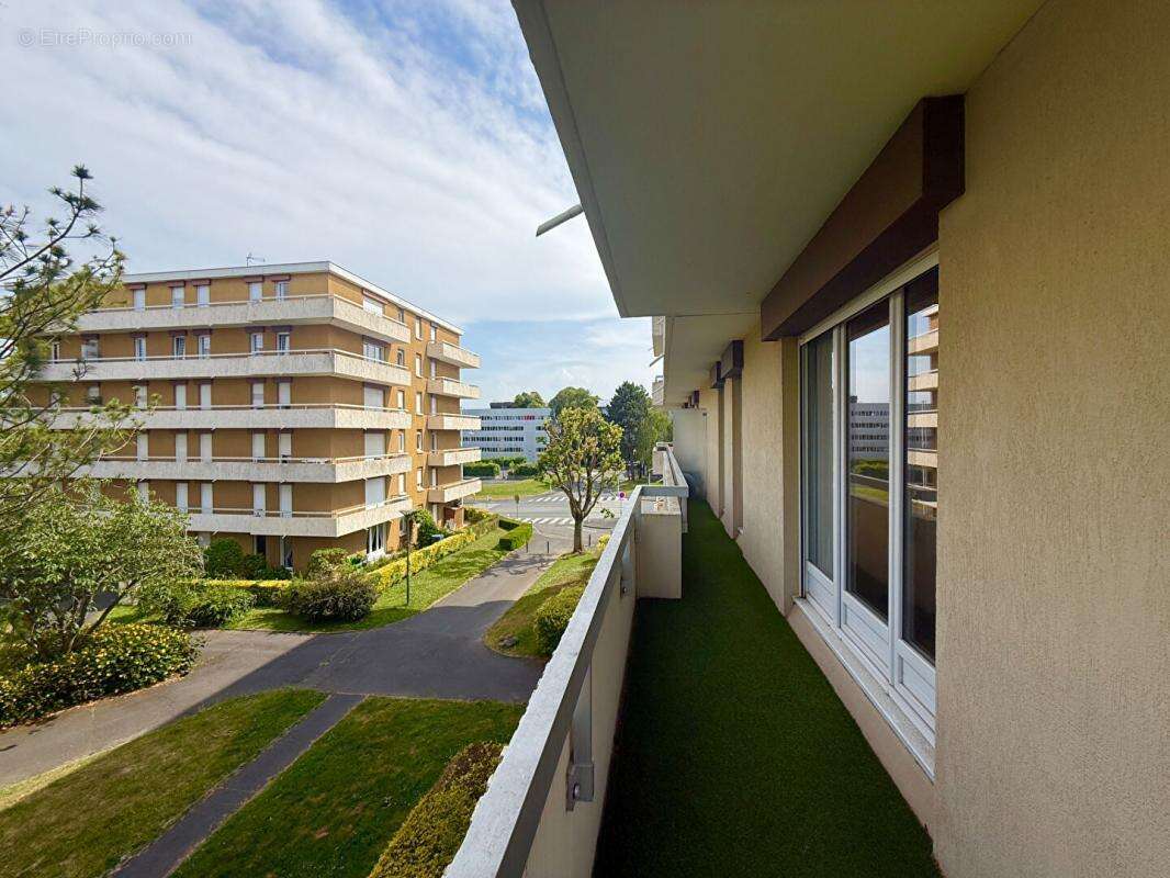 Appartement à HEROUVILLE-SAINT-CLAIR