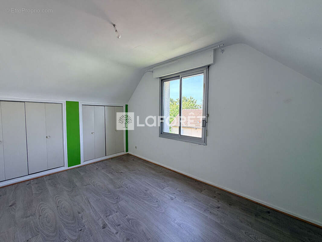 Maison Sarry 6 pièces d'environ 108 m² - photo 11