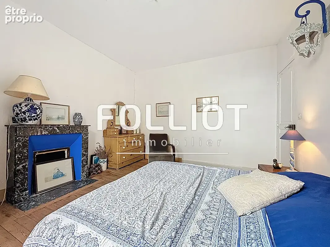 A Vendre Élégante Maison de Maître  Quartier  Carteret de 205 m² - photo 13