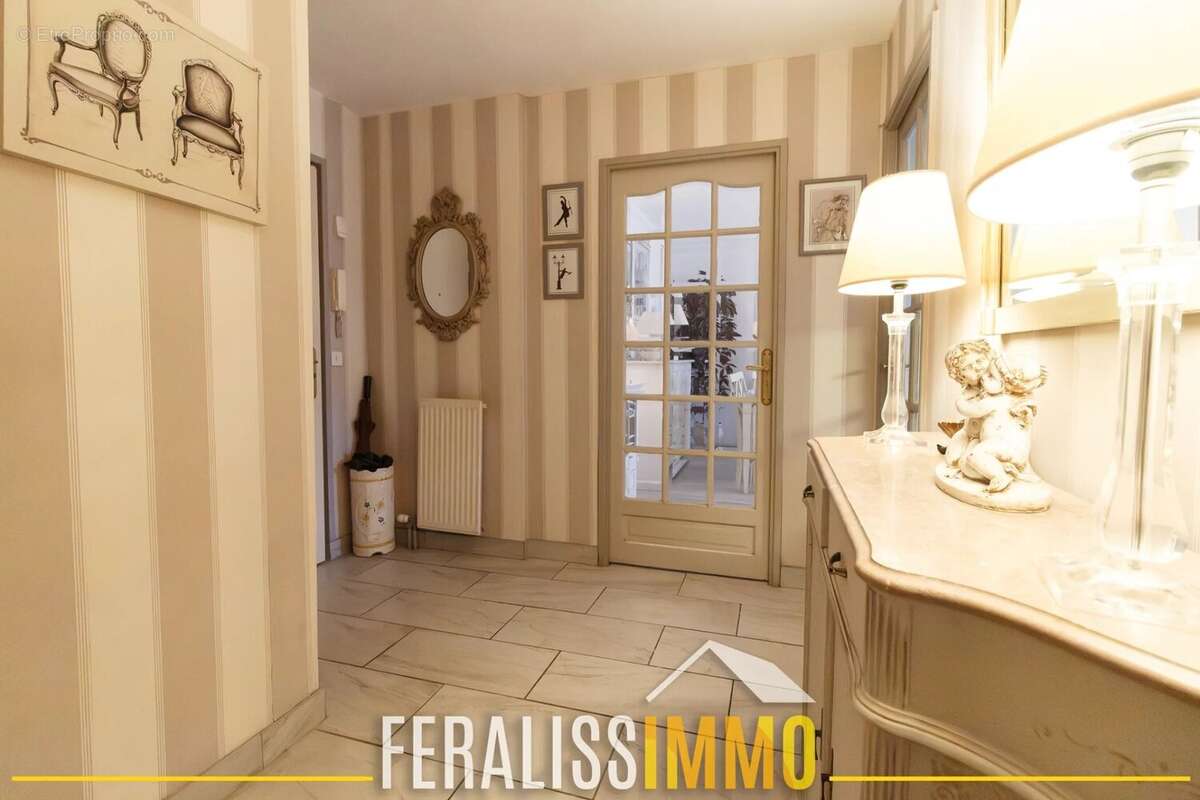 Appartement à ERAGNY