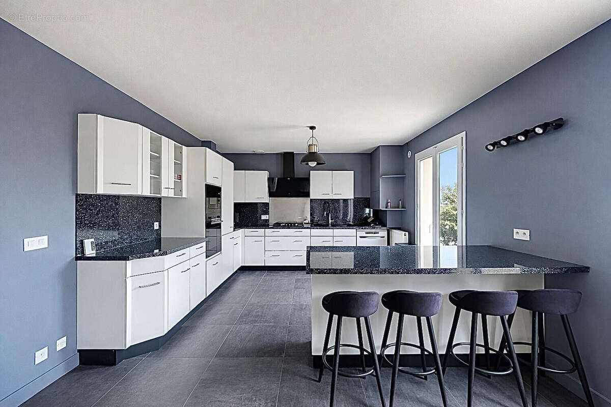 Maison à BELLOY-EN-FRANCE