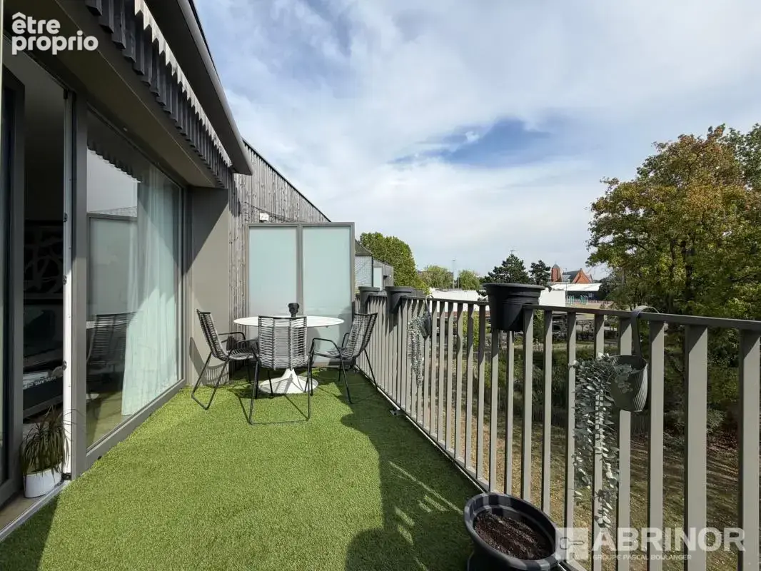  Appartement récent en dernier étage avec terrasse – Lille - photo 9
