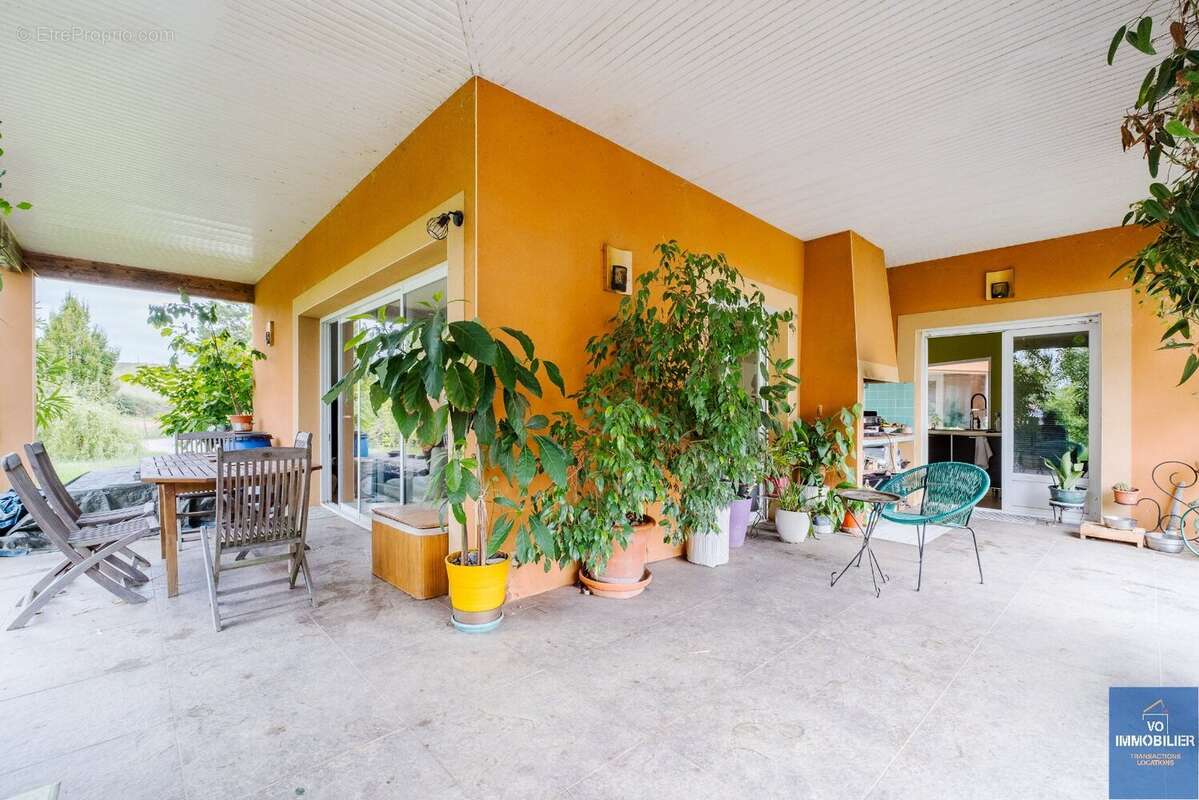 Maison à CLERMONT-LE-FORT