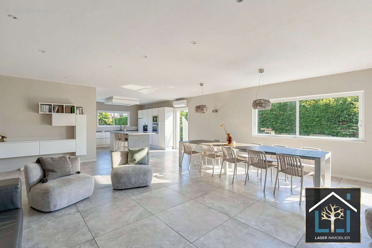 Villa Neyron le haut - photo 8