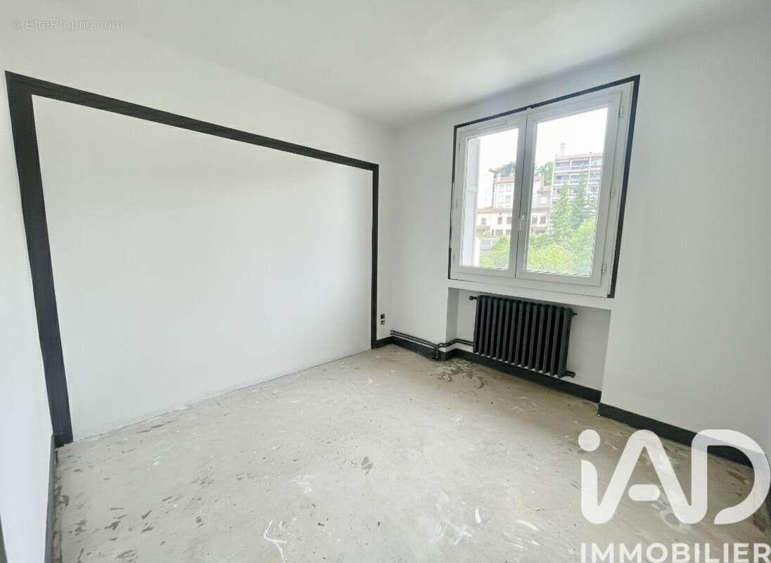Photo 3 - Appartement à SAINT-ETIENNE
