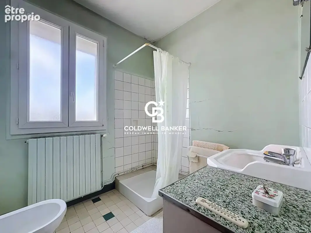 Maison à Saintes - Idéal premier achat ou investissement locatif - photo 9