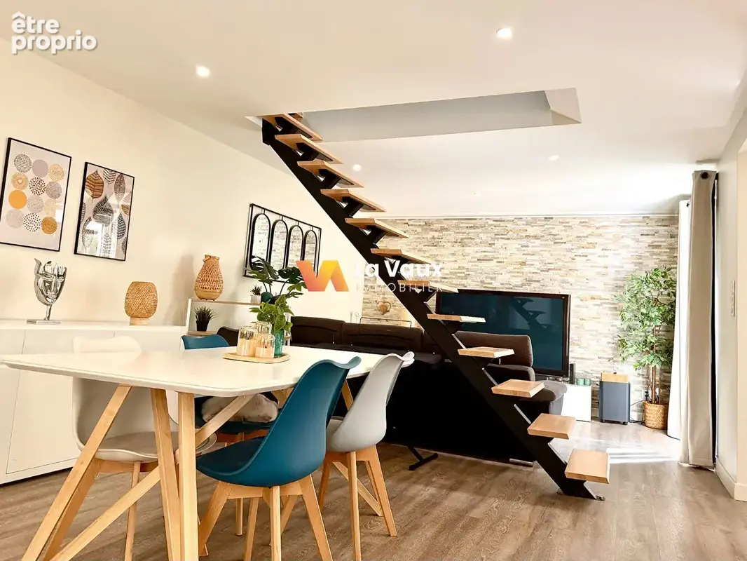 Maison Nancy  Centre, Quartier Poincaré, 4 pièces, terrasse et parking privatif. - photo 2