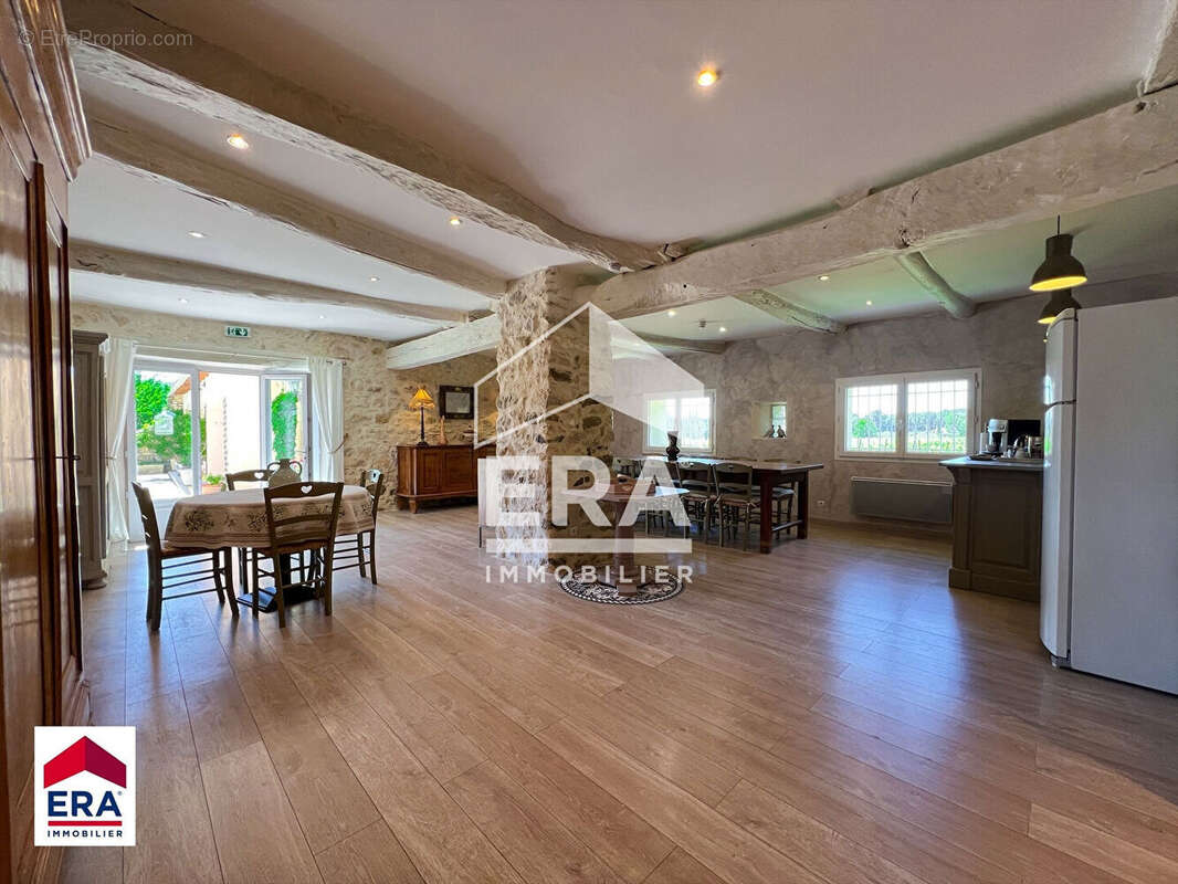 Maison 447m² à villes-sur-auzon - photo 14