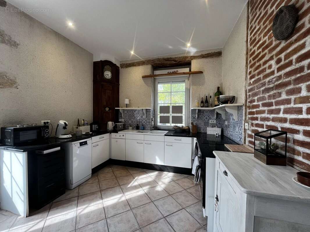 Maison de caractère rénovée - photo 9