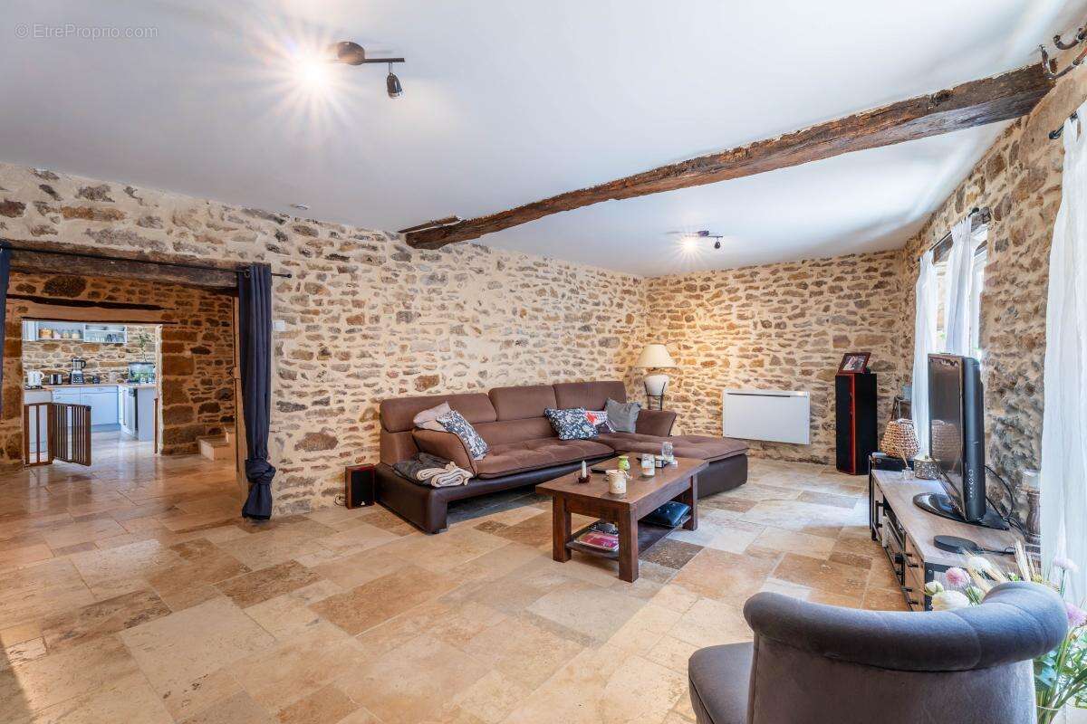 Maison à SAINT-GERMAIN-SUR-L&#039;ARBRESLE