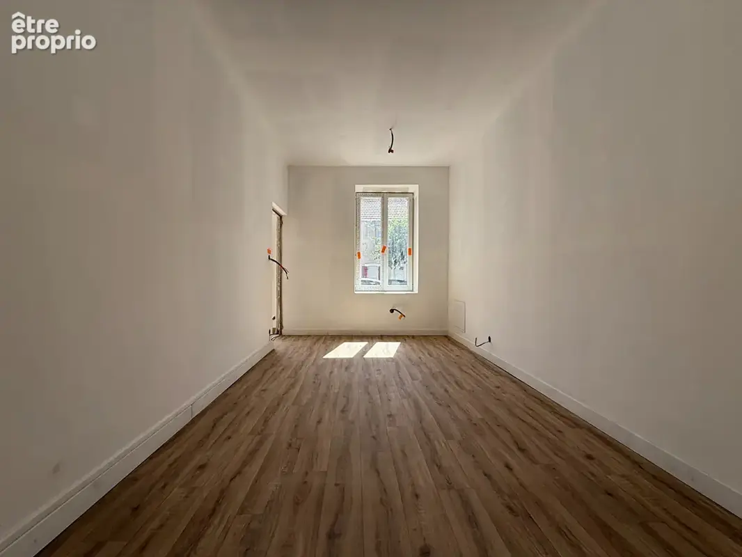 Immeuble Montluçon 172.7 m2 beau potentiel - photo 8
