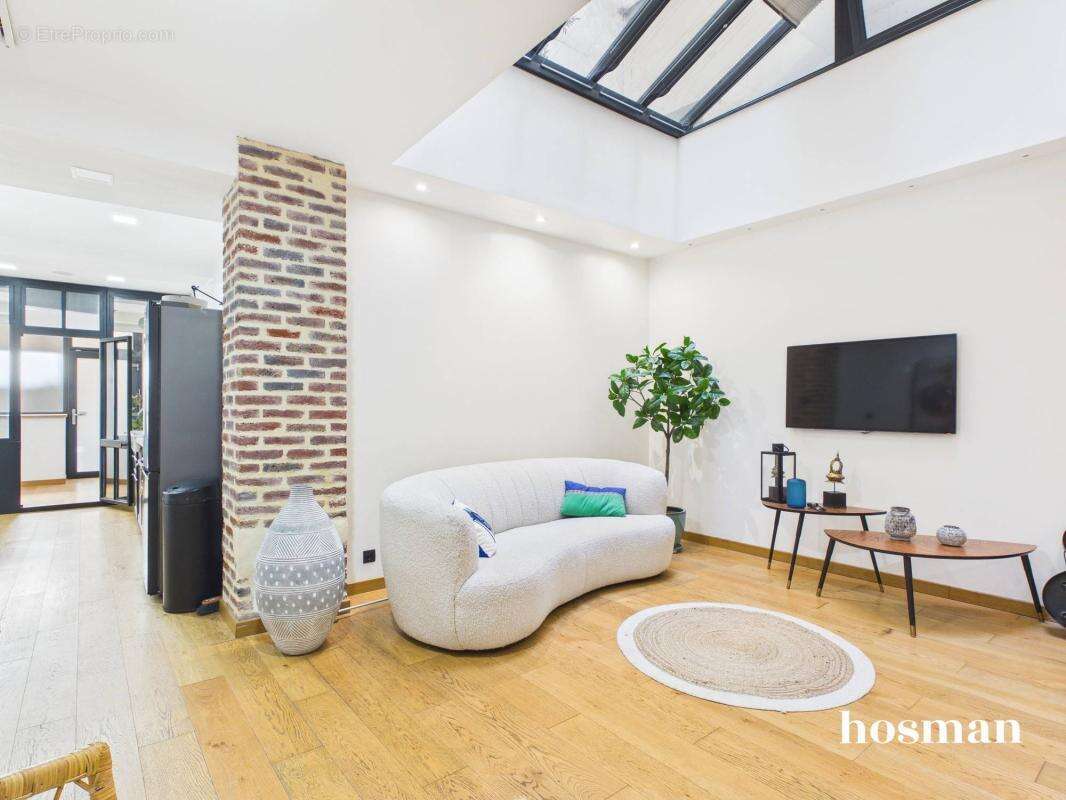 Appartement à PARIS-3E