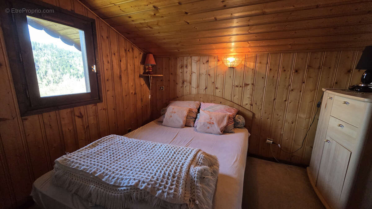 Maison à ARACHES-LA-FRASSE