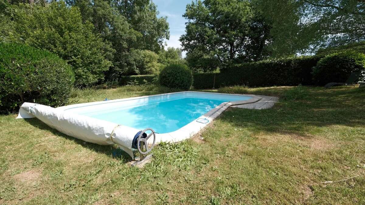 À vendre au cœur du Morvan : maison confortable avec piscine - photo 24