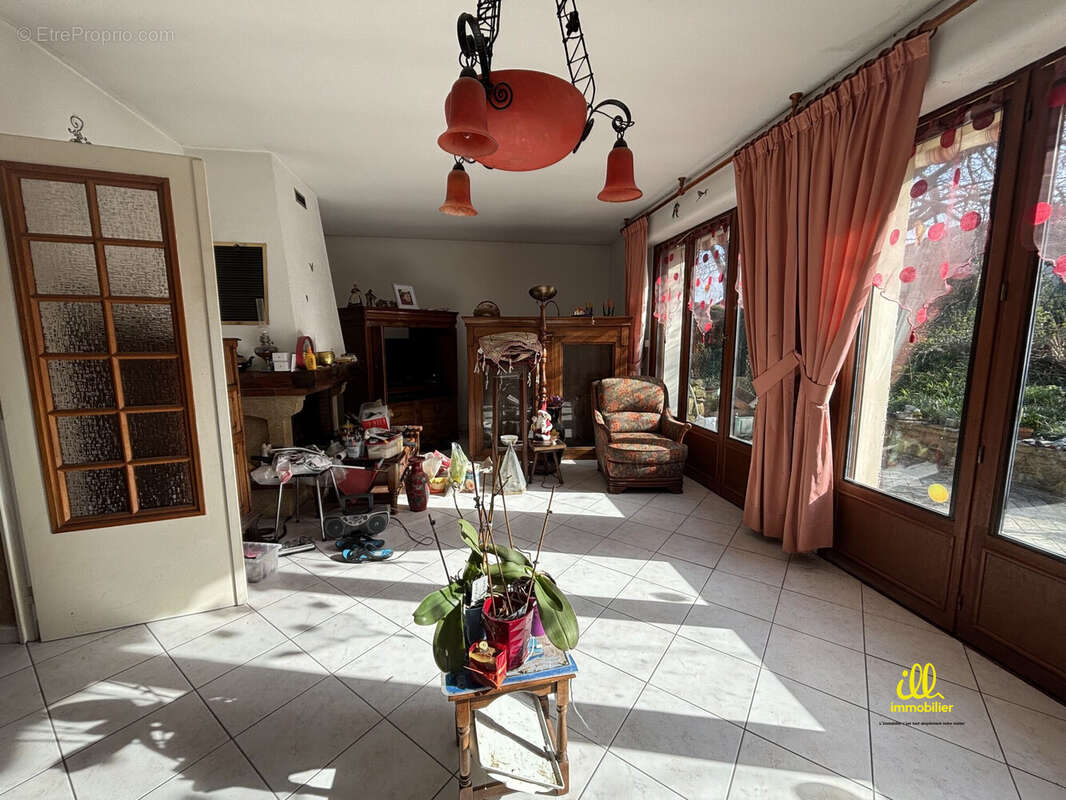 Maison à CHARLEVILLE-MEZIERES