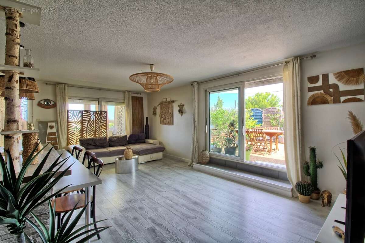 Appartement à MARSEILLE-9E