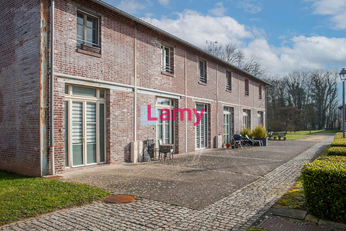 Appartement à VILLERS-SOUS-SAINT-LEU