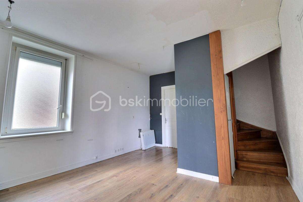 Maison 197m² Chabreloche 63250 - photo 12