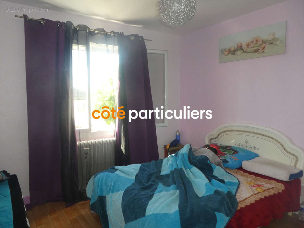 Maison à VILLEMANDEUR